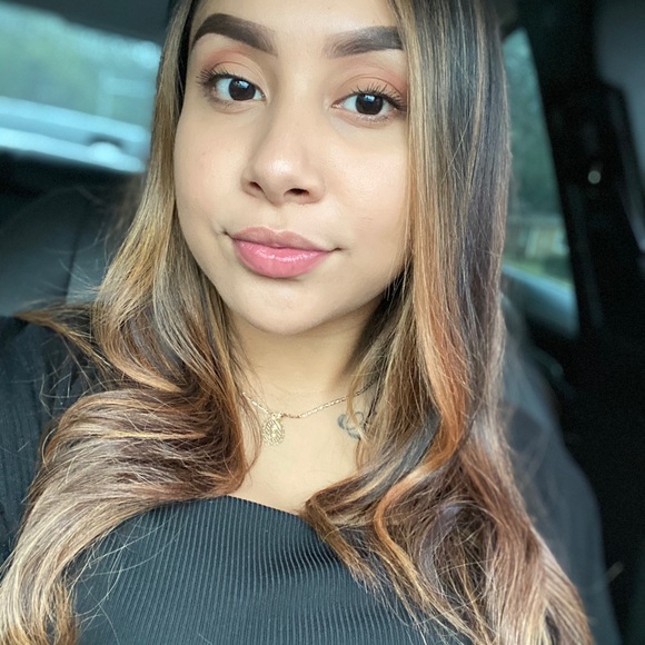 Profile Picture of Jacqueline Frausto (@jacckky97) on Poshmark