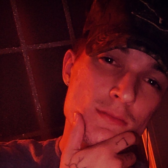 Profile Picture of Christian Alvarez (@xlildoughboi20x) on Poshmark