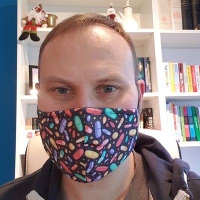 Profile Picture of Mr Chemist (@NickThayer99) on Twitter