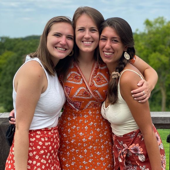 Profile Picture of Natalie Nisco-frank (@nataliesamera) on Poshmark