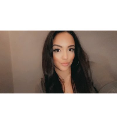 Profile Picture of Arezu (@arezumirbaha) on Twitter