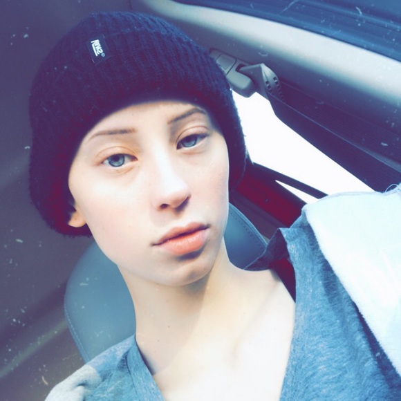 Profile Picture of Grace Process (@gracie21450) on Poshmark