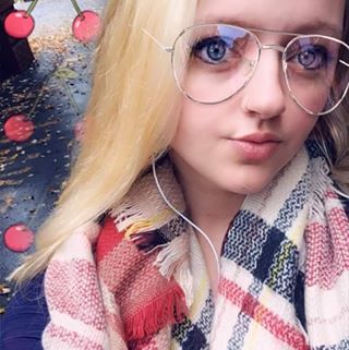 Whitney Lynn Lundgren - Facebook Profile Picture of Whitney Lynn Lundgren (@Whitney-Lynn-Lundgren) on Facebook