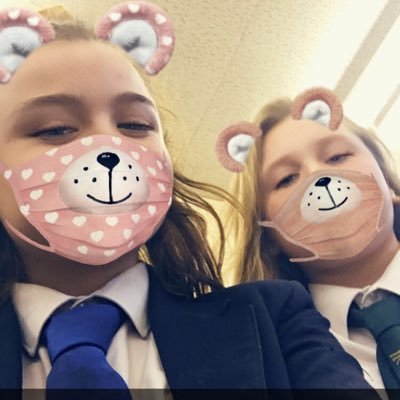 Profile Picture of Phoebe Ward (@PhoebeW45346253) on Twitter