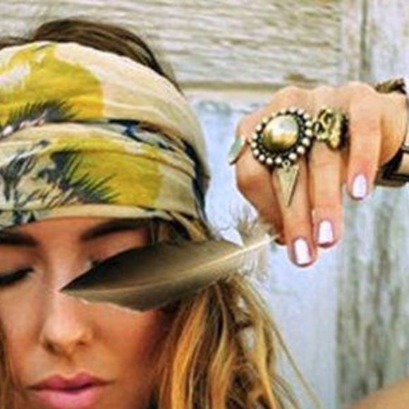 Profile Picture of Carla Donza (@sherman1) on Poshmark