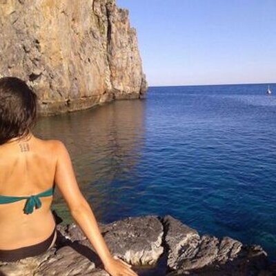 Profile Picture of ELENA_TSIMP (@chris287319) on Twitter