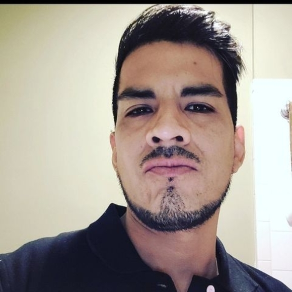 Profile Picture of Juancarlos Echegaray (@chinonautico) on Poshmark