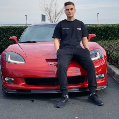 Profile Picture of Alex Alvarez (@_AlexAlvarez__) on Twitter