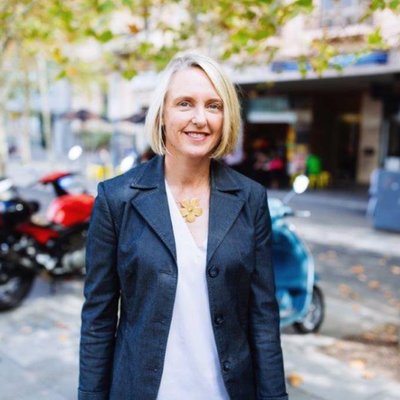 Profile Picture of Alison Fenton (@AYFenton) on Twitter