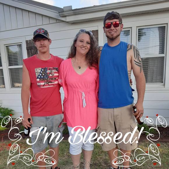 Profile Picture of Christy richey Heupel (@cheupel) on Poshmark