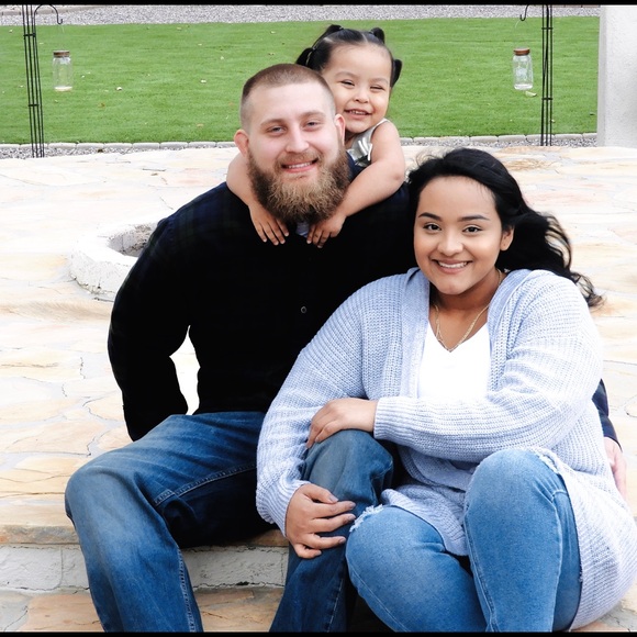 Profile Picture of Raquel Cuevas (@raquelcuevas608) on Poshmark