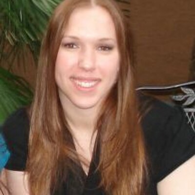 Profile Picture of Lauren McDermott (@laurenmcdermott) on Twitter