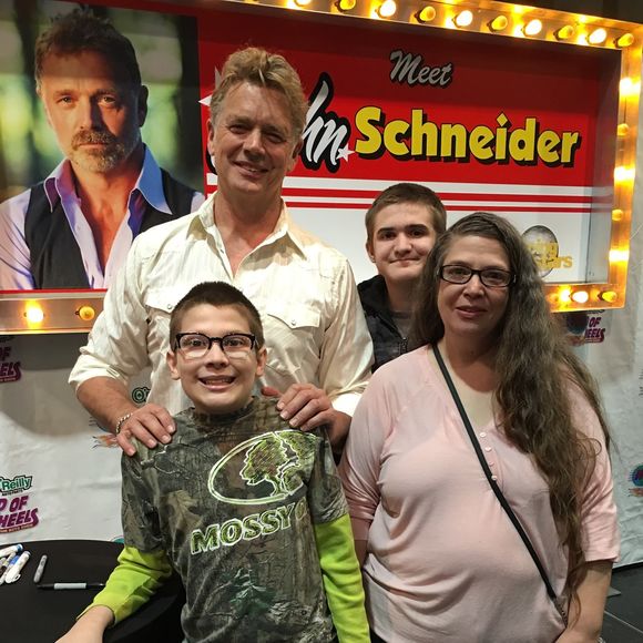 Profile Picture of Samantha Shedd (@sammie712) on Poshmark