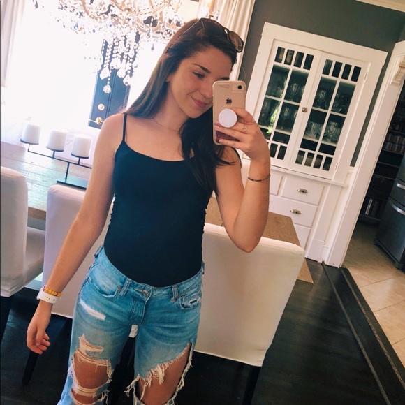 Profile Picture of Brooklyn Piendel (@brooklynpiendel) on Poshmark