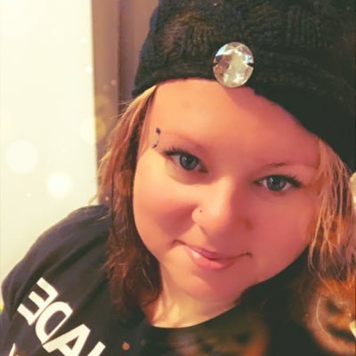 Profile Picture of JoLynn Smith (@Blueberybeauty) on Twitter