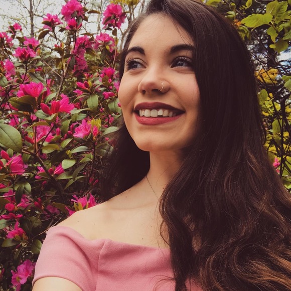 Profile Picture of Jessica Perreault (@jsp123123) on Poshmark