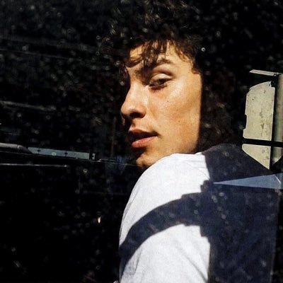 Profile Picture of Shawn Mendes France (@ShawnMendes_FR) on Twitter