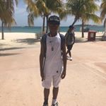 Profile Picture of Justin❤️🍕🐍🏀 (@jusstandard) on Instagram
