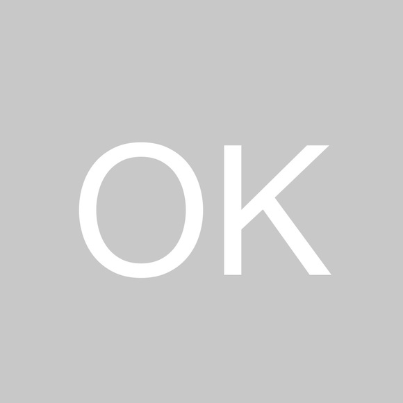 Profile Picture of Om Kumar (@omkumar6456) on Poshmark