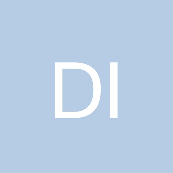 Daniel Ishoo - Poshmark Profile Picture of Daniel Ishoo (@danielishoo) on Poshmark