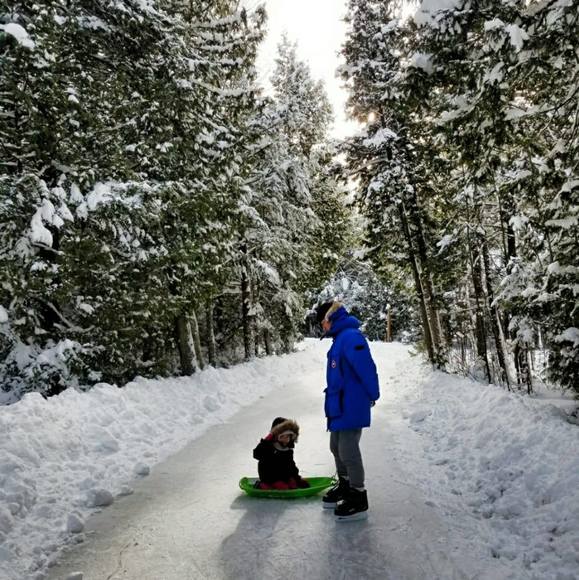 Profile Picture of Min kyu Yang (@duxe2000) on Poshmark