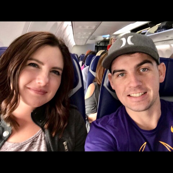 Profile Picture of Shalane Vanscoyk (@shalanev) on Poshmark