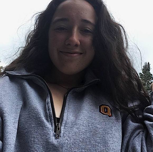 Profile Picture of Justine Robillard (@justinerobillar) on Poshmark