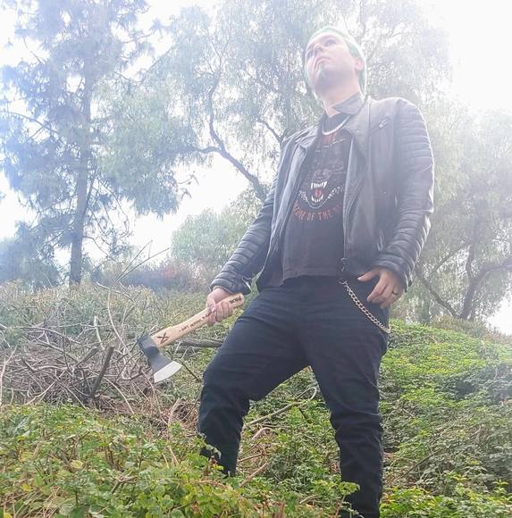 Profile Picture of Thomas Cowart (@tcowart23) on Poshmark