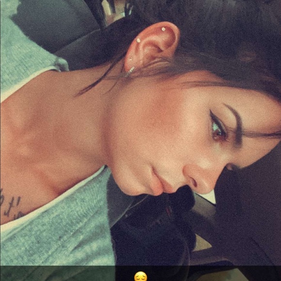 Ronna Squirrell - Poshmark Profile Picture of Ronna Squirrell (@ronnasquirrell) on Poshmark