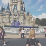 Profile Picture of loren blakely (@lorenblakely) on Instagram
