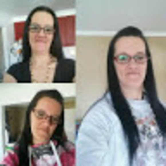 Profile Picture of Dominique Duval (@dominique_duval) on Poshmark