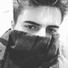 Profile Picture of Bruna Larissa (@BrunaLovesChris) on Twitter