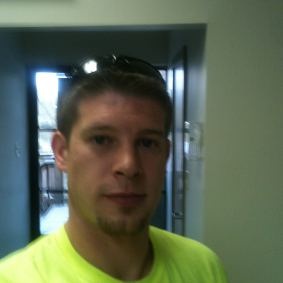 Profile Picture of Jonathan Smith (@smijo37) on Poshmark