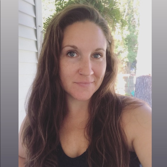 Reese Mckenzie - Poshmark Profile Picture of Reese Mckenzie (@reese1701) on Poshmark