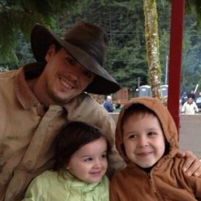 Profile Picture of Geoffrey Hastings (@GJ_Hastings) on Twitter