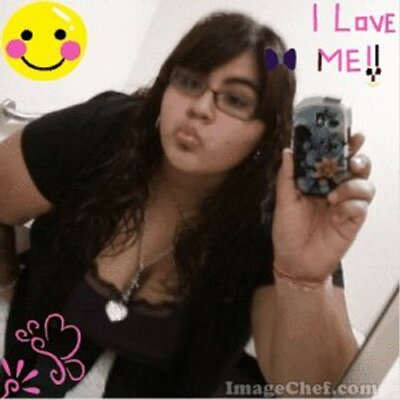 Profile Picture of CASSANDRA BLANCO (@FrUiiT_FlY) on Twitter