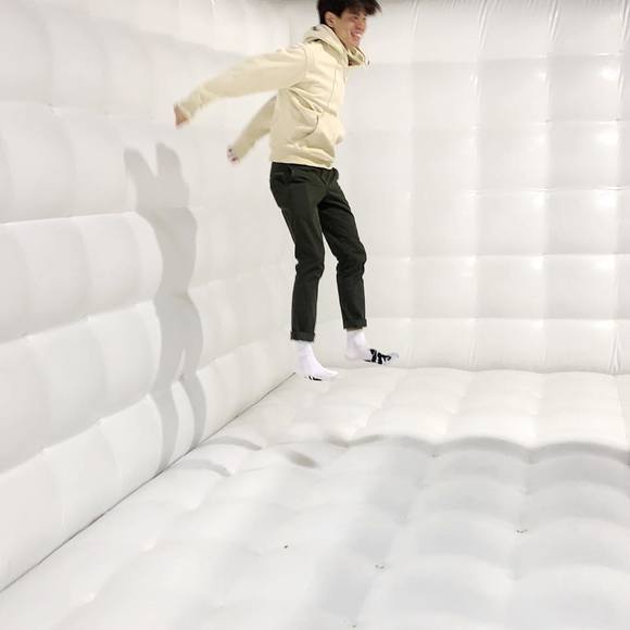 Profile Picture of Andy Wu (@andysymphony) on Poshmark