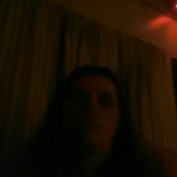 Profile Picture of Laura Lowder (@s_ty) on Poshmark