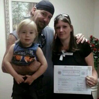 Profile Picture of Heather Shirley (@js_heather) on Twitter