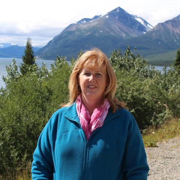 Profile Picture of Claudia Waltermire (@mermaidclaudia) on Poshmark