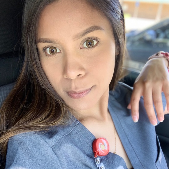 Karla Amoguis - Poshmark Profile Picture of Karla Amoguis (@karla_amoguis) on Poshmark