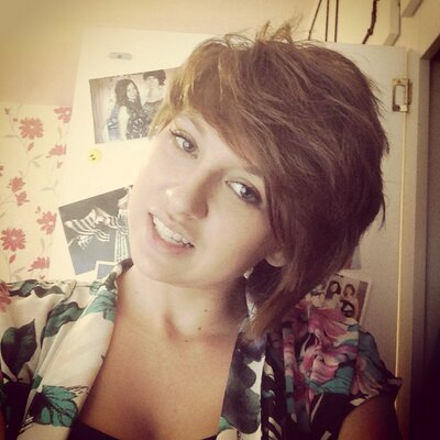 Profile Picture of Paula Rowson (@PaulaRowson) on Twitter