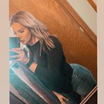 Profile Picture of w h i t l e y (@whitleyshawn) on Instagram