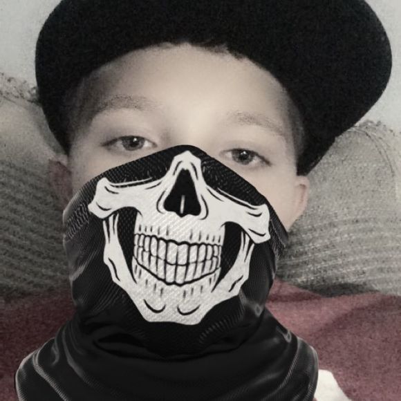 Profile Picture of Isaiah Persinger (@isaiahpersinger) on Poshmark