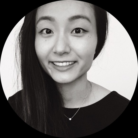 Profile Picture of L. Lee (@loisklee) on Poshmark