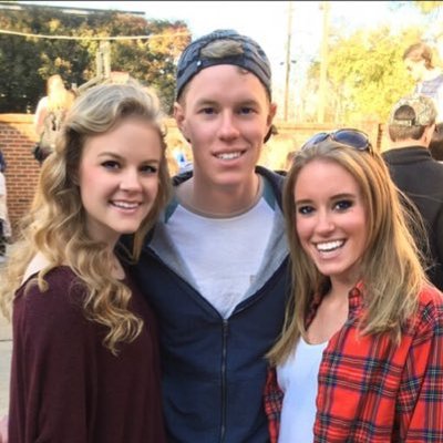 Profile Picture of Sarah Schell (@sarahkschell) on Twitter
