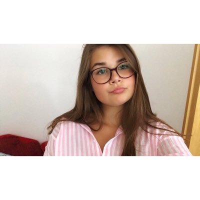Profile Picture of Lisa Oster (@lisa_ostr) on Twitter