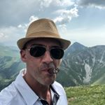 Profile Picture of Dr Bob (@robertbilkovski) on Instagram