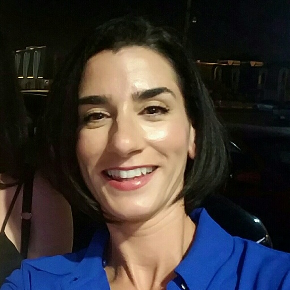 Stephanie Gerarve - Poshmark Profile Picture of Stephanie Gerarve (@sgerarve1) on Poshmark