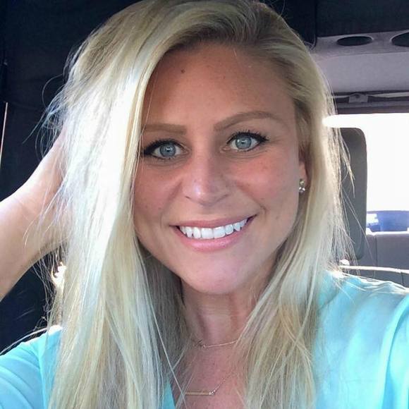 Profile Picture of Hayle Smith (@haylesmith) on Poshmark